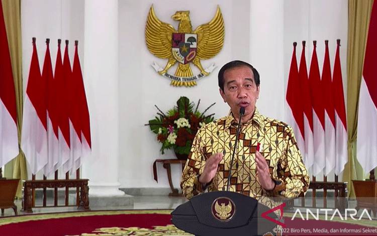 Tangkapan layar - Presiden Jokowi saat membuka Rapat Koordinasi Nasional Penanggulangan Bencana (BNPB) secara virtual dari Istana Kepresidenan Bogor, Jawa Barat, Rabu (23/2). (ANTARA/Indra Arief)