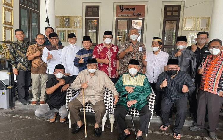 Anggota DPD RI Dailami Firdaus inisiasi pertemuan sesepuh Betawi, Jakarta, Sabtu (26/2/2022). ANTARA/HO-Dokumentasi Pribadi