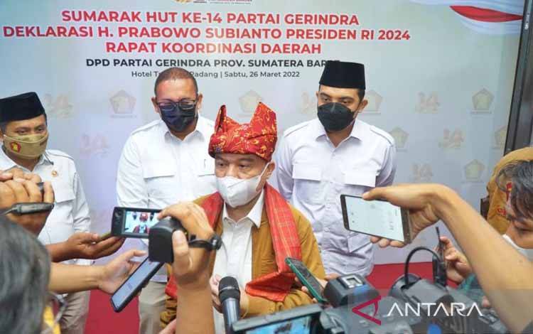 Ketua Harian Dewan Pimpinan Pusat (DPP) Gerindra Sufmi Dasco Ahmad saat di Padang, Sabtu (26/3/2022)