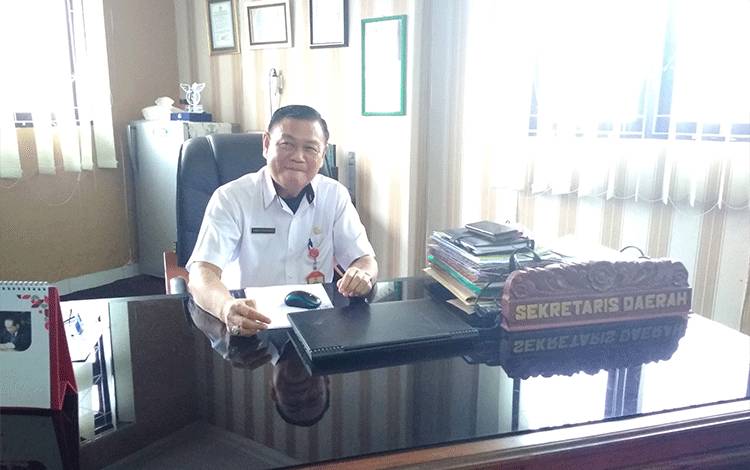 Sekretaris Daerah Kabupaten Gunung Mas, Yansiterson