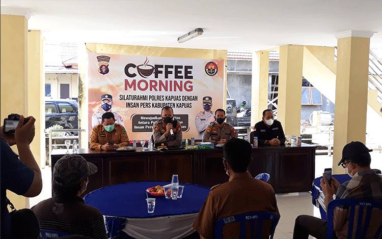 Suasana saat pertemuan coffe morning bersama dengan insan pers atau para jurnalis di wilayah setempat, Selasa 29 Maret 2022.