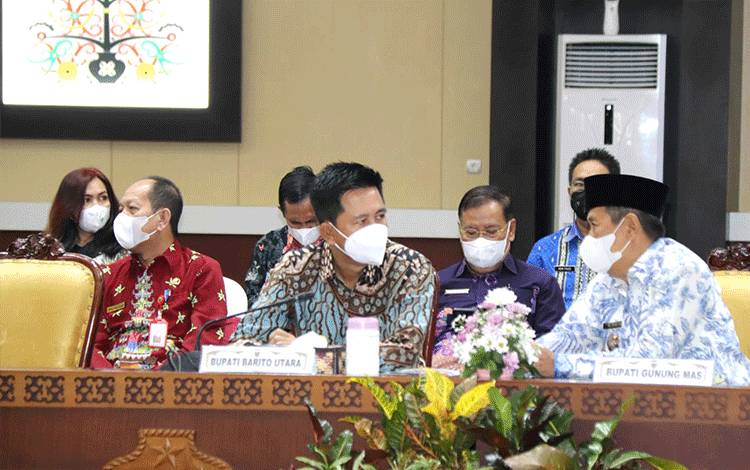 Bupati Barito Utara, H Nadalsyah menghadiri Musrenbang RKPD Provinsi Kalimantan Tengah.