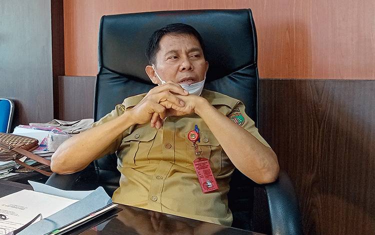 Kepala Dinas PUPR Perkim Kabupaten Barito Timur, Yumail J Paladuk.
