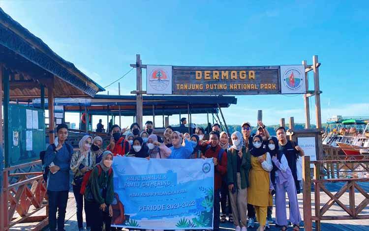 Ajang halal bihalal dan family gathering Hima Kobar ke Taman Nasional Tanjung Puting