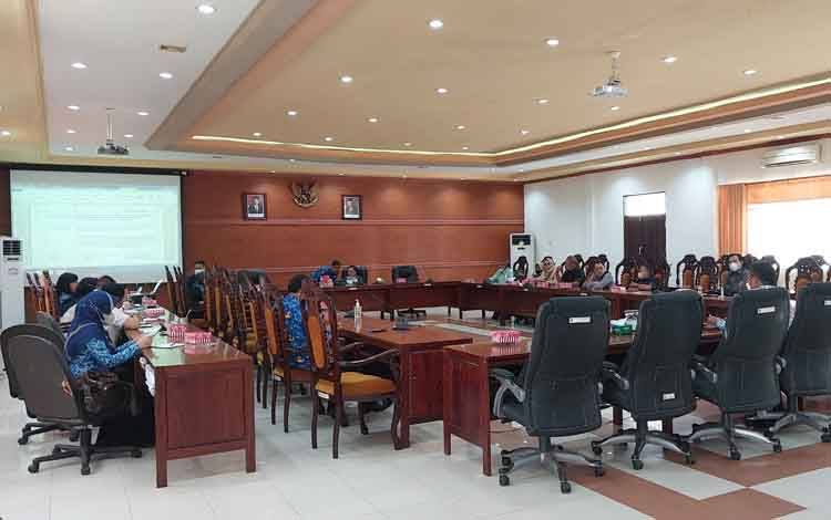 Suasana saatDPRD Kabupaten Kapuas gelar Rapat Banmus menyusun jadwal kegiatan II dewan, bertempat di ruang rapat gabungan pada Selasa, 17 Mei 2022.