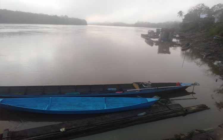 Nelayan di Daerah Aliran Sungai atau DAS Katingan mengeluhkan hasil tangkapan menurun karena diduga adanya aktivitas illegal fishing di sungai ini