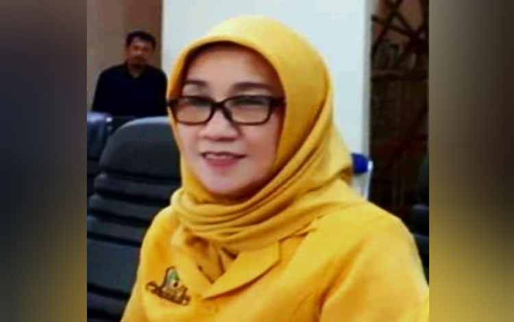 Ketua Komisi III DPRD Kalteng, Siti Nafsiah