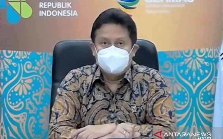 Tangkapan layar Menteri Kesehatan RI Budi Gunadi Sadikin saat menyampaikan keterangan pers yang diikuti dari YouTube Kemenkes RI di Jakarta, Selasa (11/1/2022). (FOTO ANTARA/Andi Firdaus)
