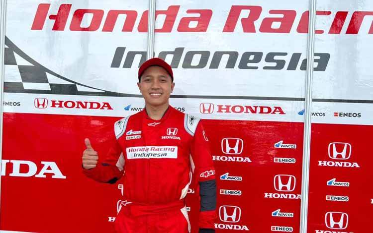 Pebalap muda Tim Honda Racing Indonesia, Avila Bahar