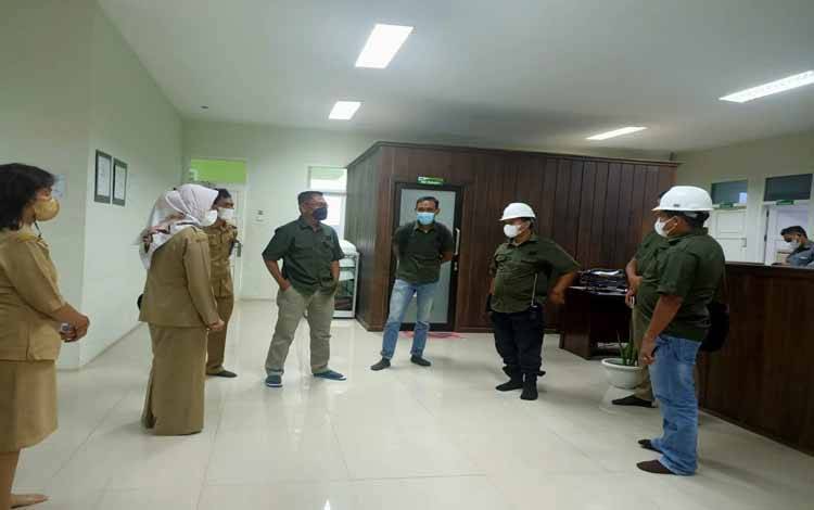 Disnakertrans Kabupaten Lamandau melakukan koordinasi dengan salah satu perusahaan pertambangan terkait retribusi TKA