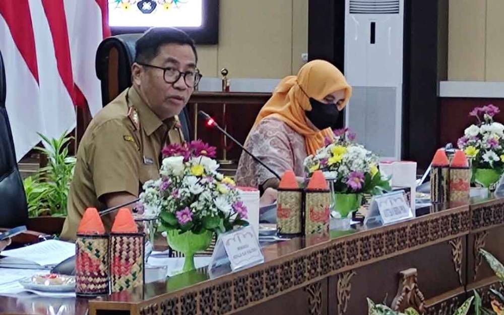 Rakor Tim Percepatan Akses Keuangan Daerah (TPAKD) Kalimantan Tengah di aula Jayang Tingang Senin 4 Juni 2022