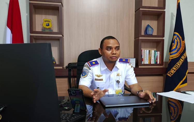 Kepala Bandara Kuala Pembuang Muhammad Hariddin (Foto : FAHRUL)