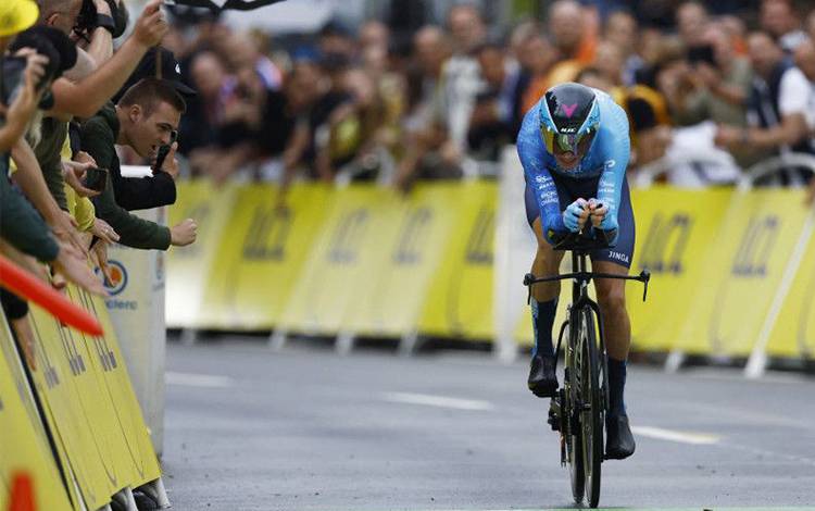Chris Froome menjalani etape 1 Tour de France di Copenhagen, Denmark. (1/7/2022) (ANTARA/REUTERS/GONZALO FUENTES)