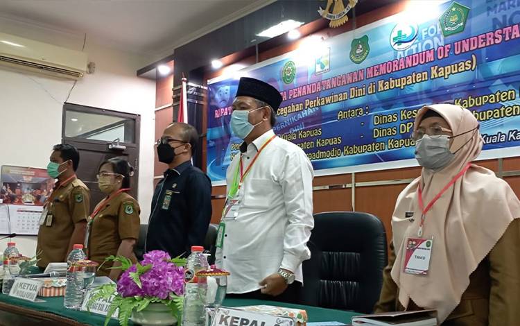 Pimpinan 5 instansi di Kabupaten Kapuas bersinergi mendukung pencegahan perkawinan dini. (FOTO: IST)