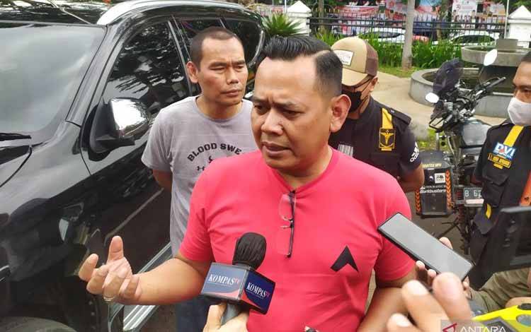 Plt Wakapolrestabes Bandung AKBP Asep Pujiyono di Gedung DPRD Jawa Barat, Kota Bandung, Jawa Barat, Minggu (21/8/2022). ANTARA/Bagus Ahmad Rizaldi