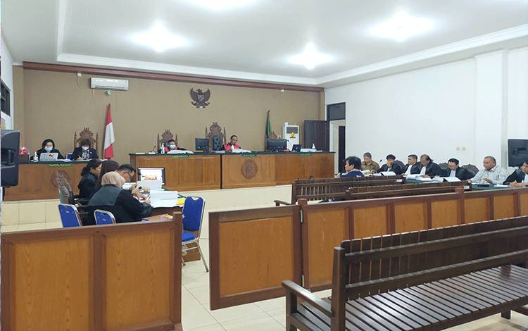 Saksi-saksi saat memberikan keterangan di persidangan pengadilan Tipikor Palangka Raya, Kamis, 22 September 2022.