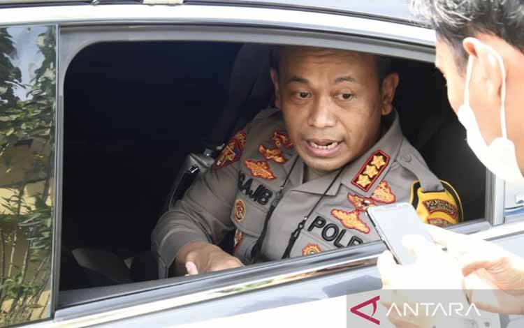 Kepala Kepolisian Resor Kota Besar Kota Palembang Kombes Pol. Mokhamad Ngajib saat dikonfirmasi wartawan di Palembang, Sumatera Selatan (ANTARA/M Riezko Bima Elko P)