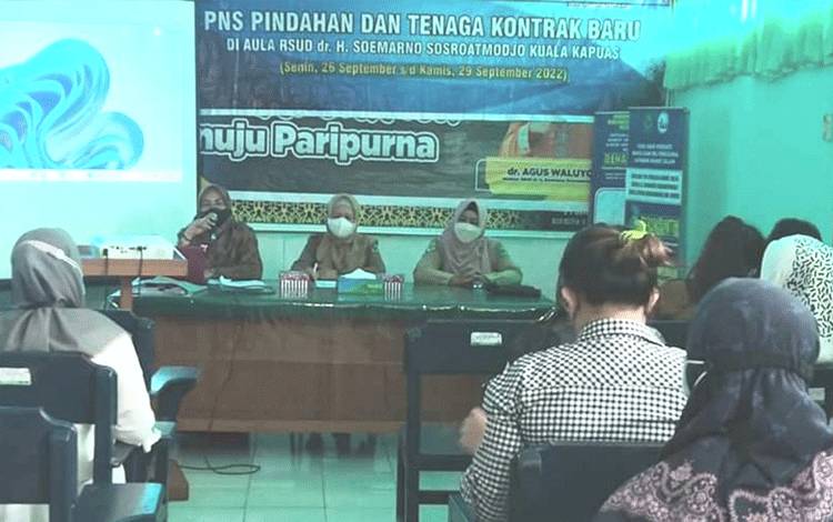 Karyawan baru RSUD dr H Soemarno Sosroatmodjo Kuala Kapuas ikuti orientasi umum. (FOTO: RSUD KAPUAS)