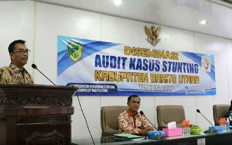 Wakil Bupati Barito Utara, Sugianto Panala Putra saat menyampaikan sambutan pada rapat diseminasi audit percepatan penurunan kasus stunting di wilayah Kabupaten Barito Utara, Kamis, 13 Oktober 2022.(FOTO: DHANI)