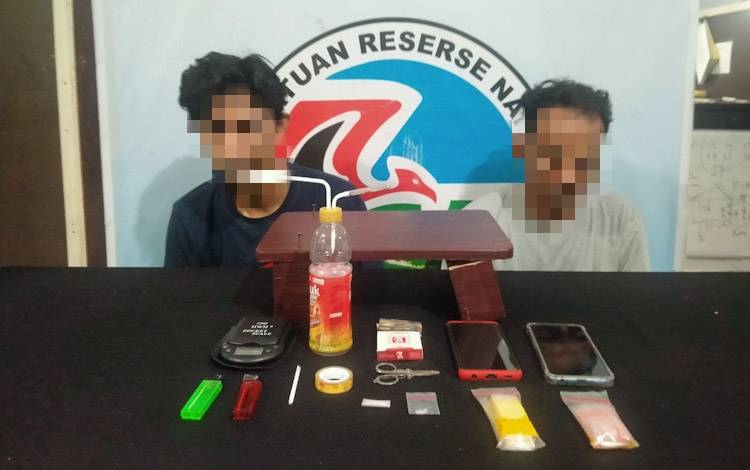 Tersangka pemilik narkoba yang ditangkap anggota Sat Resnarkoba Polres Kobar 31 Oktober 2022