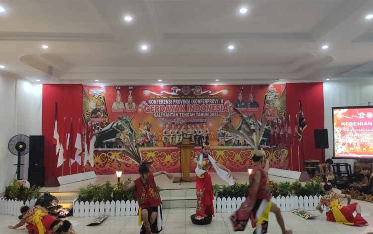 Konferensi Provinsi (KonferProv) ke-2 Gerdayak Indonesia di aula Hotel Dandang Tingang, Sabtu, 5 November 2022. (FOTO: HERMAWAN)