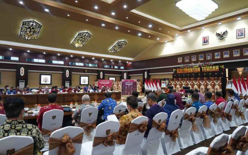 Rapat evaluasi APBD tahun 2022 dan pembahasan APBD tahun anggaran 2023 di Aula Jayang Tingang Kantor Gubernur Kalteng, Kamis, 10 November 2022. (FOTO: IST)