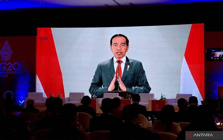 Presiden Republik Indonesia Joko Widodo (Jokowi) meresmikan Dana Pandemi secara virtual, di Nusa Dua, Badung, Bali, Minggu (13/11/2022). ANTARA/Genta Tenri Mawangi