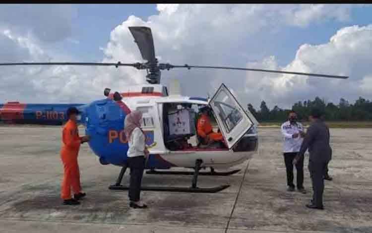 Helikopter dengannomor penerbangan P1103 yang hilang di perairan Perairan Buku Limau, Manggar saat singgah Lanud Iskandar Pangkalan Bun guna mengantarkan vaksin covid-19 ke Kabupaten Kobar, 4 Agustus 2022