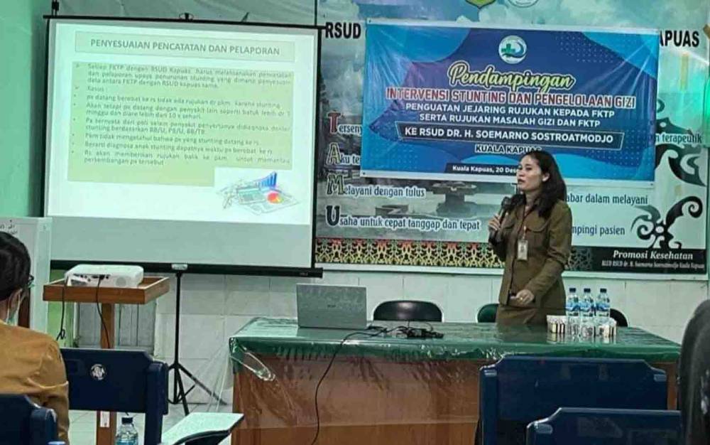 Kegiatan pendampingan intervensi stunting dan pengelolaan gizi di RSUD dr H Soemarno Sosroatmodjo Kapuas, Selasa, 20 Desember 2022. (FOTO: IST)