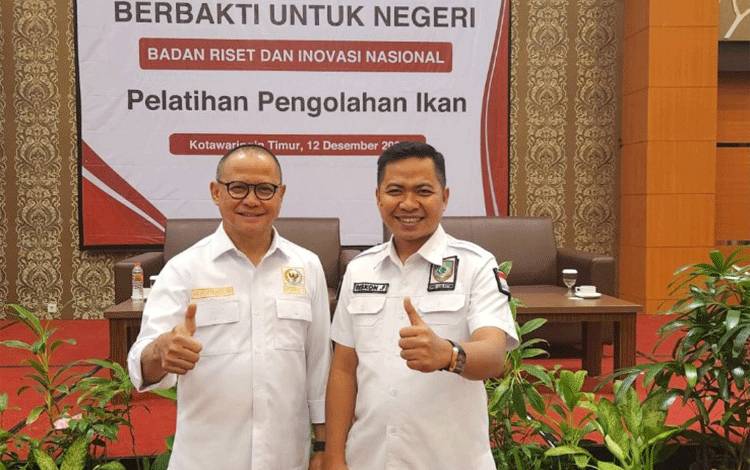 Anggota Komisi III DPRD Kabupaten Kotawaringin Timur, Riskon Fabiansyah (kanan). (FOTO: DEWIP)