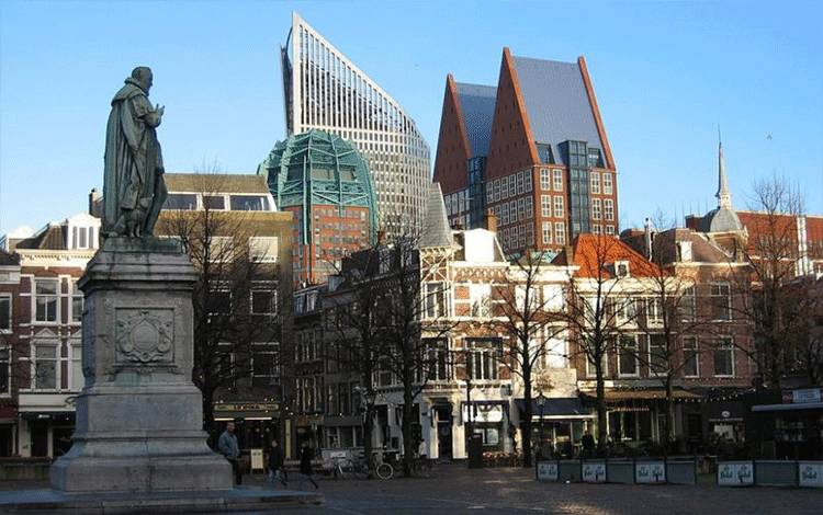 Arsip - Pemandangan di salah satu sudut Kota Den Haag, Belanda. (Wikimedia Commons/N. Winslow)
