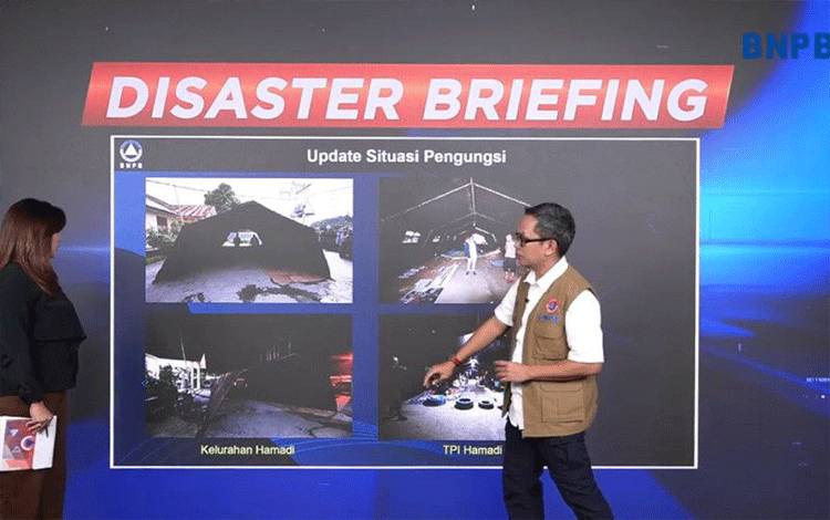 Tangkapan layar penjelasan gempa Jayapura oleh Pelaksana Tugas Kepala Pusat Data, Informasi dan Komunikasi Kebencanaan BNPB Abdul Muhari dalam Disaster Briefing diikuti di Jakarta, Senin (13/2/2023). (ANTARA/Youtube BNPB)
