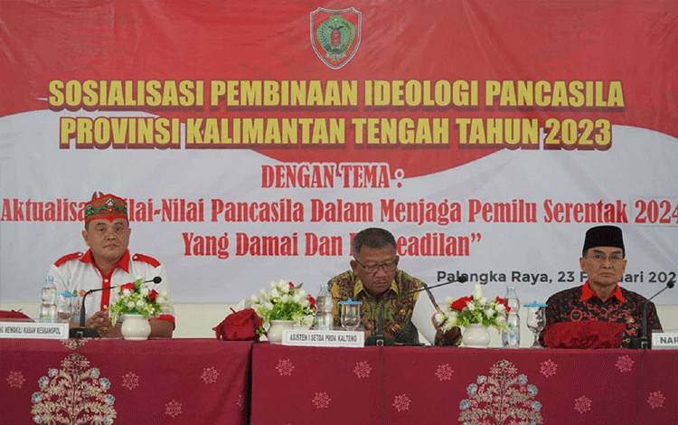 Sosialisasi Pembinaan Ideologi Pancasila Provinsi Kalimantan Tengah Tahun 2023 di Aula Kantor Badan Kesbangpol Provinsi Kalteng, Kamis, 23 Februari 2023. (FOTO: IST)
