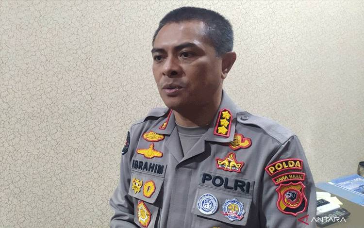 Kabid Humas Polda Jawa Barat Kombes Pol Ibrahim Tompo. ANTARA/Bagus Ahmad Rizaldi.