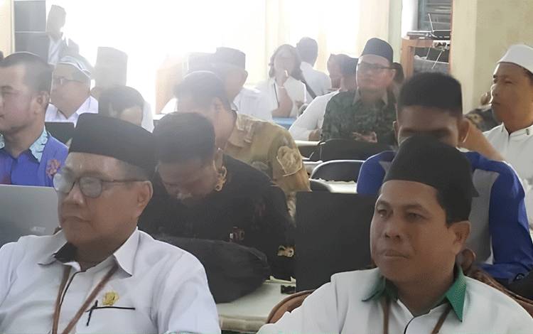 Kegiatan pembinaan program pengembangan keprofesian berkelanjutan Guru PAI di Aula Kemenag Kapuas, Jumat, 24 Maret 2023. (FOTO: IST)