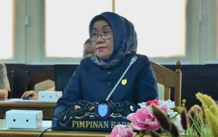 Anggota DPRD Kalteng, Siti Nafsiah. (FOTO: DONNY D)