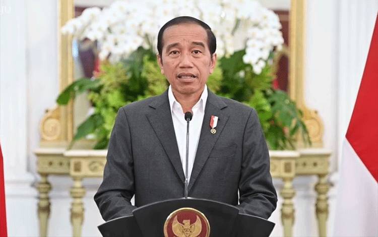 Tangkapan layar - Presiden RI Joko Widodo menyampaikan pernyataan terkait Piala Dunia U-20 di Istana Merdeka, Jakarta, Selasa (28/3/2023) malam. ANTARA/Gilang Galiartha