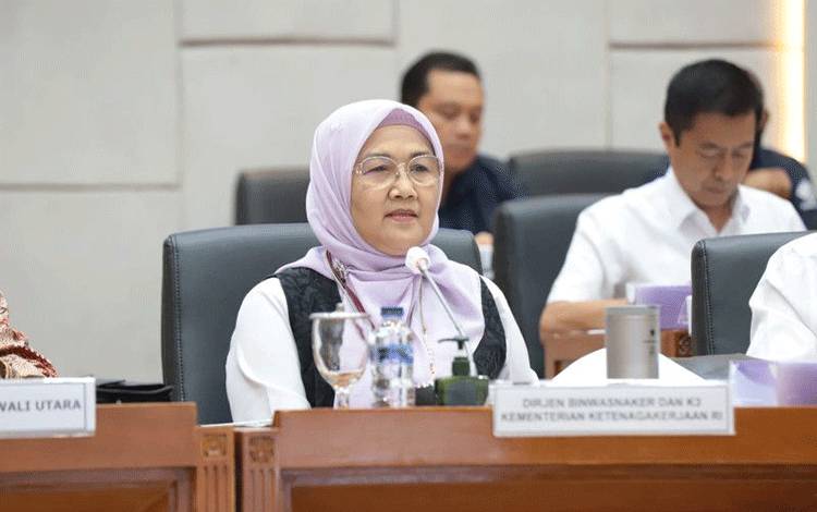 Direktur Jenderal Pembinaan Pengawasan Ketenagakerjaan dan Keselamatan dan Kesehatan Kerja Kemnaker Haiyani Rumondang di Jakarta, Sabtu (15/4/2023). (ANTARA/HO-Kemnaker)