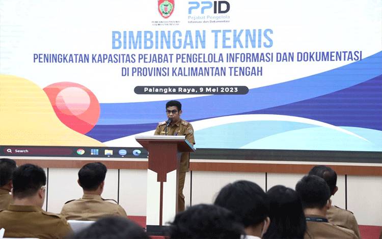Kepala Diskominfosantik Prov. Kalteng Agus Siswadi saat menyampaikan laporannya di Aula Diskominfosantik Kalteng, Selasa 9 Mei 2023. (FOTO: IST)