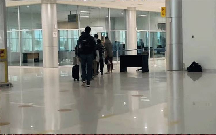Bandara Tjilik Riwut Palangka Raya. Pemerintah menekankan pelaku perjalanan masih mengacu pada Surat Edaran (SE) Satgas Covid-19 Nomor 24 dan SE Nomor 25 Tahun 2022. (FOTO: IST)