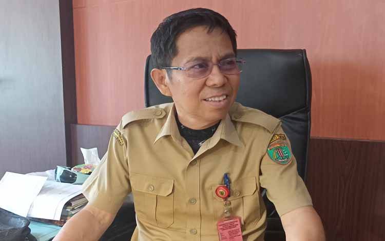 Kepala Dinas PUPR Perkim Kabupaten Barito Timur Yumail J Paladuk. (FOTO: BOLE MALO)