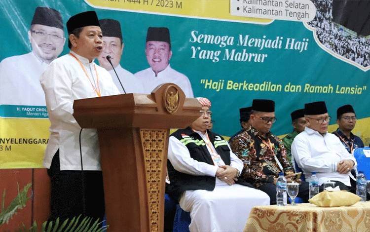 Kepala Kantor Wilayah Kementerian Agama Prov. Kalimantan Selatan H. Muhammad Tambrin saat menyampaikan sambutannya. (FOTO: IST)