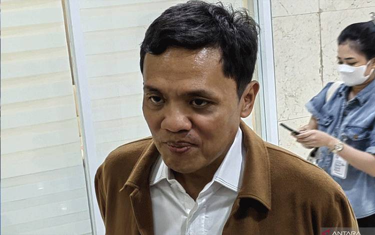 Wakil Ketua MKD DPR RI Habiburokhman di kompleks parlemen, Senayan, Jakarta, Senin (12/6/2023). (ANTARA/Melalusa Susthira K.)