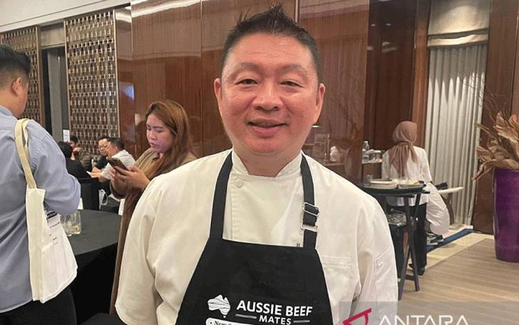 Chef Stefu Santoso saat dijumpai di acara kick-off "Aussie Beef Mates" di Raffles Hotel, Jakarta Selatan, Kamis (15/6/2023) (ANTARA/Lifia Mawaddah Putri)