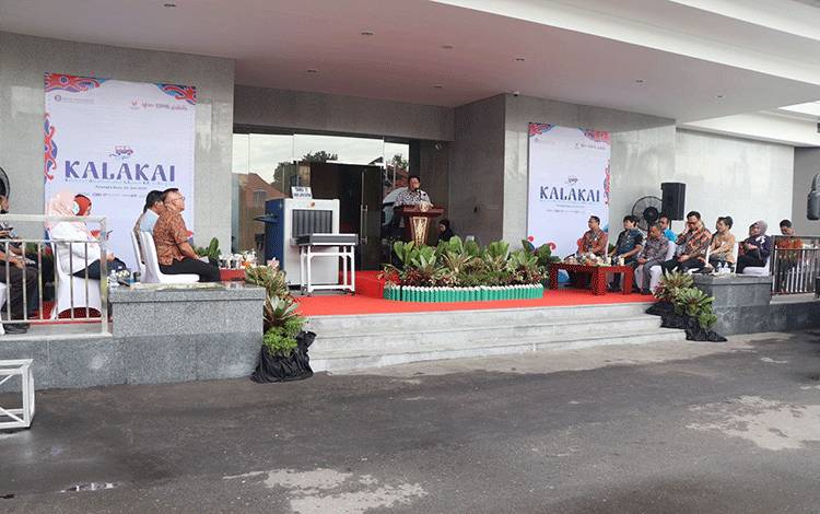 Kepala Perwakilan BI Kalteng, Taufik Saleh saat meluncurkan program KALAKAI, kemarin. (FOTO: Rilis BI Kalteng)