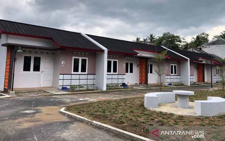 Ilustrasi - Rumah khusus bagi masyarakat berpenghasilan rendah di Magelang, Jawa Tengah yang diserahterimakan oleh Kementerian PUPR. ANTARA/HO-Kementerian PUPR/am.