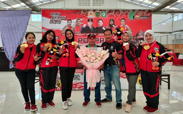 Tim Catur Beregu Putri Kabupaten Murung Raya yang akan mewakili Kalteng untuk Berlaga pada Pra PON 2023 pada Minggu ke 3 November 2023 di Bandung Jawa Barat.