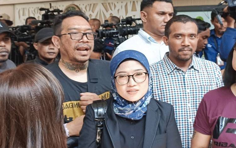 Kuasa hukum Mellisa Anggraini saat ditemui di Pengadilan Negeri Jakarta Selatan, Kamis (10/8/2023). ANTARA/Ilham Kausar