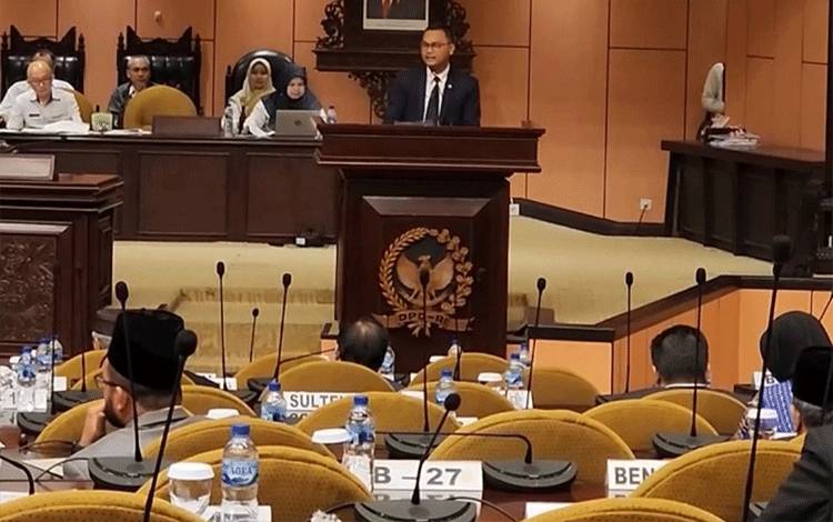 Senator Muhammad Rakhman saat hadir sebagai utusan Kalimantan Tengah dalam kegiatan Sidang Paripurna DPD RI yang dilaksanakan di Gedung DPD RI, Jakarta pada Selasa, 15 Agustus 2023.(FOTO: Dokumentasi Rakhman)