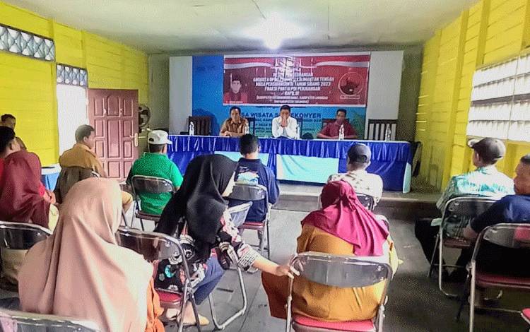 Kegiatan reses Anggota DPRD Kalteng, Jubair Arifin di wilayah Kabupaten Kobar dalam rangka menyerap aspirasi masyarakat disana. (FOTO: DOK RESES JUBAIR ARIFIN)